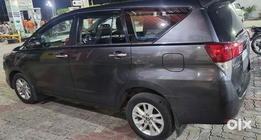 Toyota Innova Crysta 2019 Diesel 100000 Km Driven