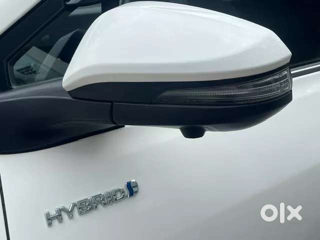 Toyota Innova Hycross 2.0 Zx Hybrid 7 Str, 2024, Petrol