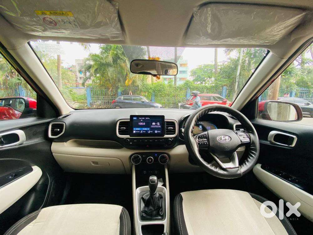 Hyundai Venue 1.2 S (o), 2023, Petrol