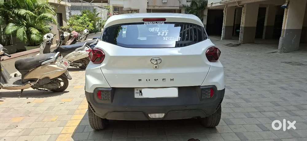 Tata Punch Rhythm Amt 2023 Model Si Gle Hand Drived.
