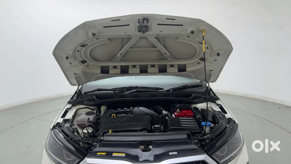 Skoda Slavia Style 1.5l Tsi Dsg, 2023, Petrol