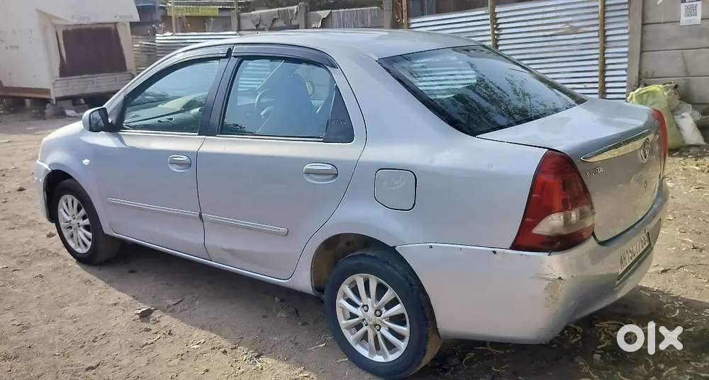 Toyota Etios V