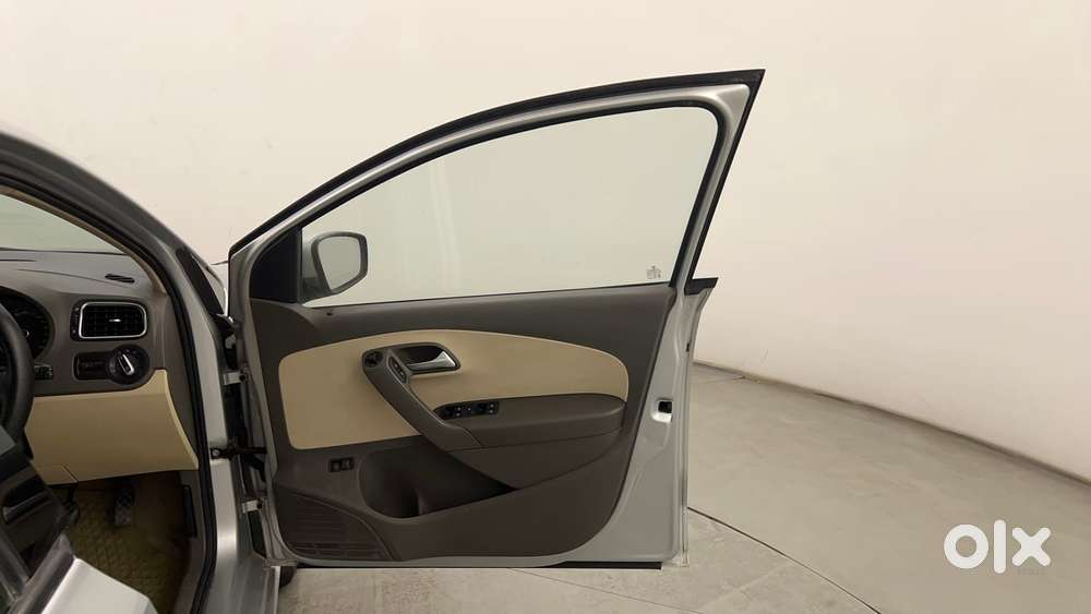 Volkswagen Vento Petrol Highline, 2013, Petrol