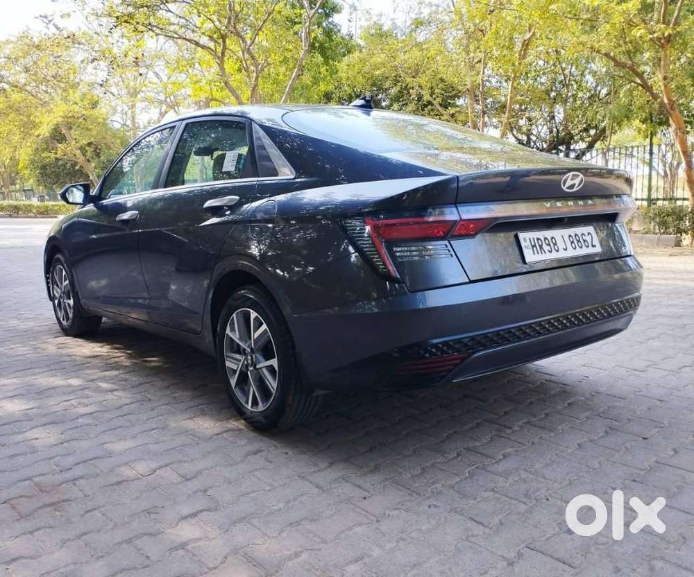 Hyundai Verna 1.5 Sx (o) Ivt, 2023, Petrol