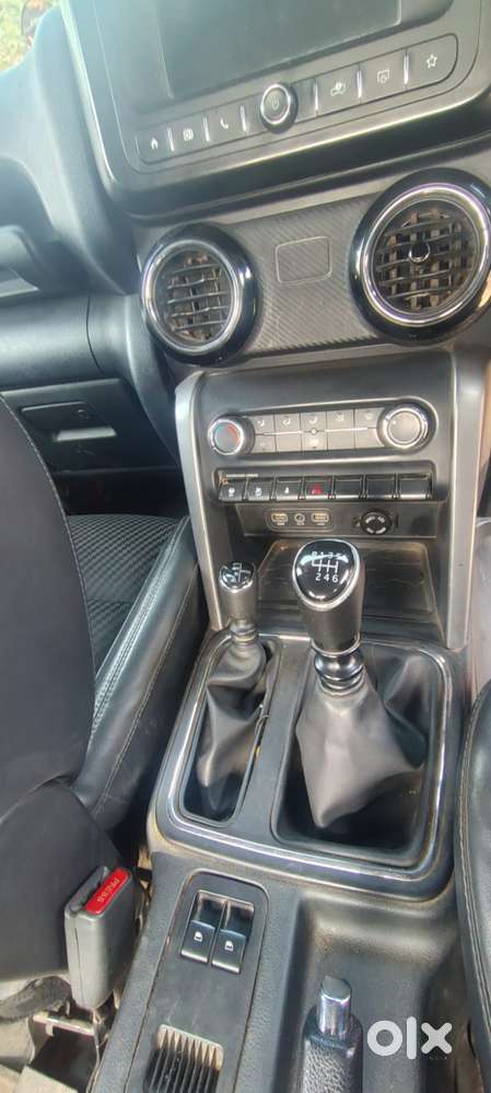 Mahindra Thar Lx Convertible Top Diesel Mt 4wd, 2022, Diesel