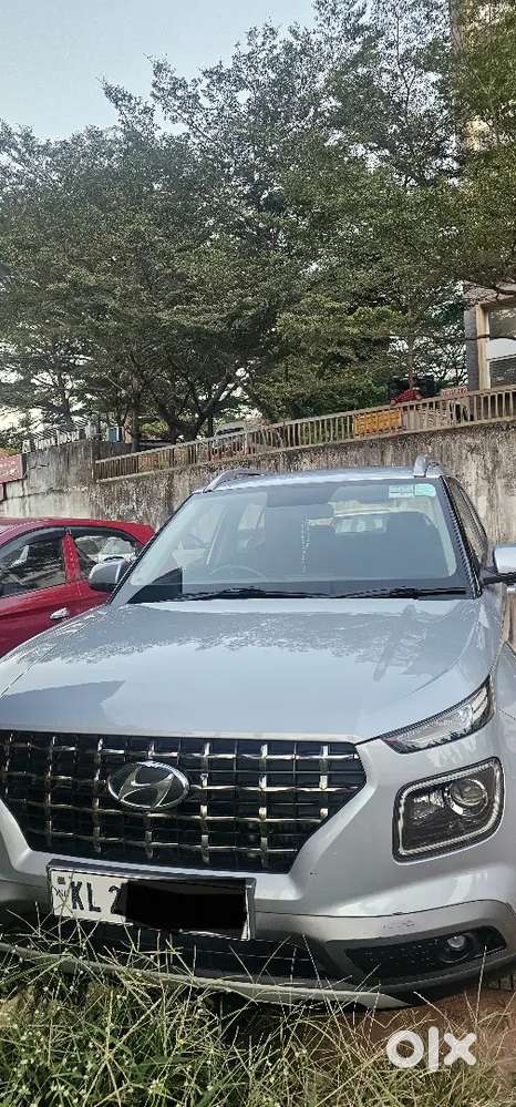 Hyundai Venue 2022 Diesel Well Maintained 49000