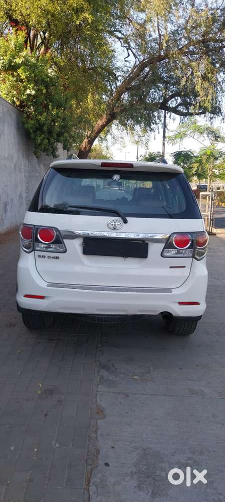 Toyota Fortuner 3.0 4x2 Automatic, 2015, Diesel