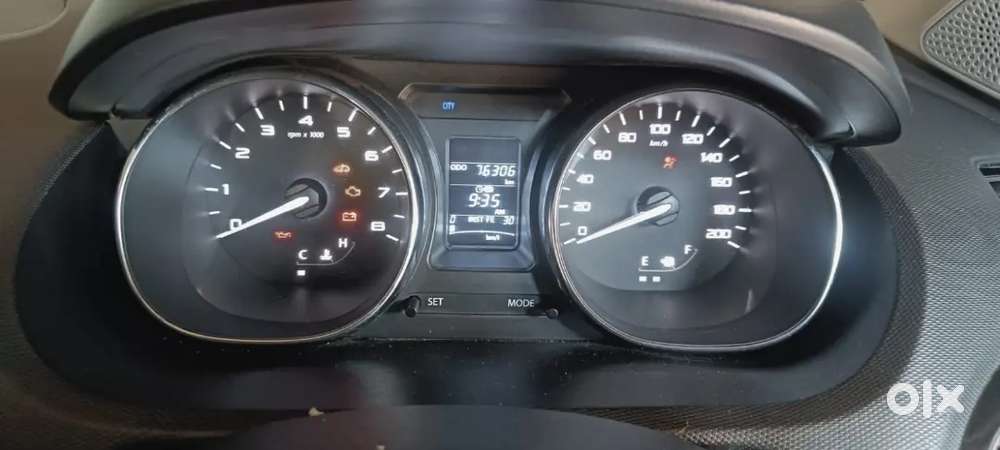 5th Owner Car Fully Furnished Urgent Selling