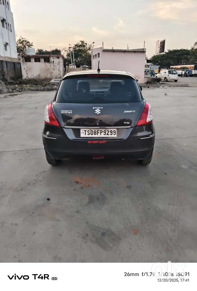 Maruti Swift Vxi 2017