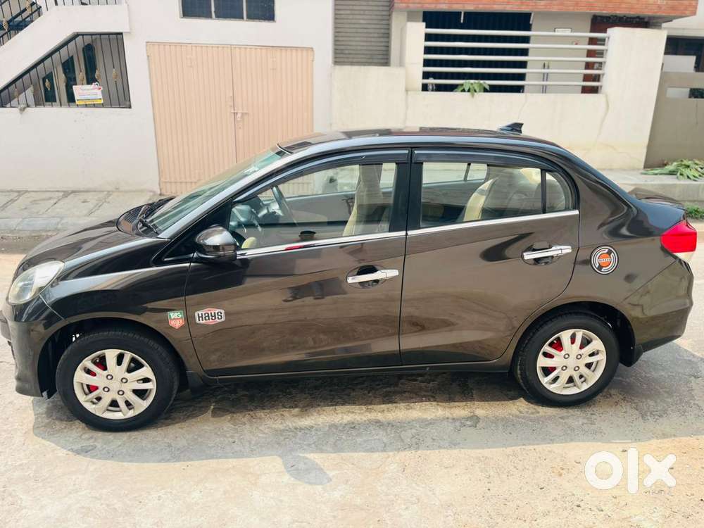 Honda Amaze, 2015, Diesel