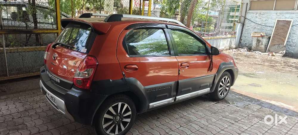 Toyota Etios Cross 2015 Petrol 82000 Km Driven