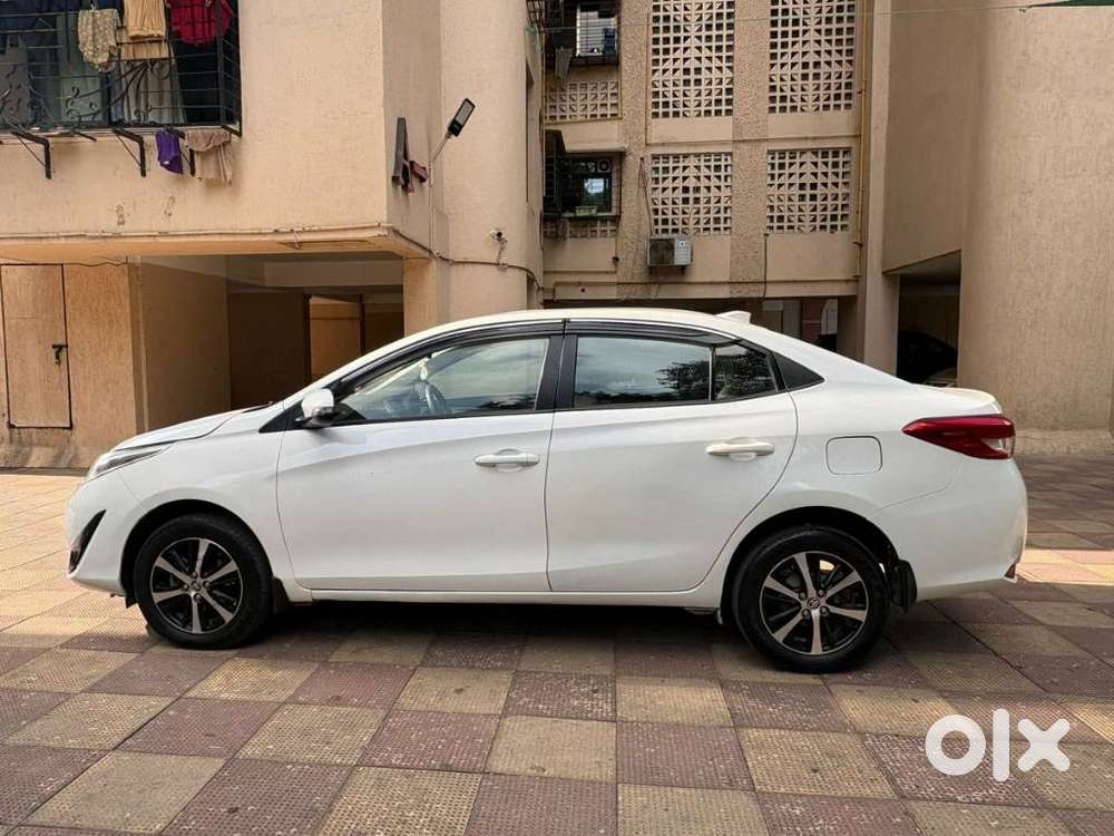 Toyota Yaris G Cvt, 2021, Petrol