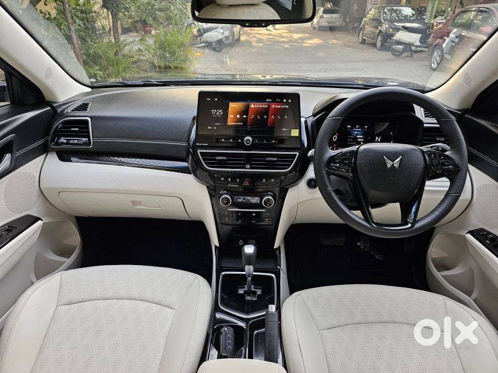 Mahindra Xuv 3xo Ax7l Diesel Mt, 2025, Diesel