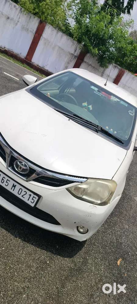 Toyota Etios 2015 Petrol 130000 Km Driven