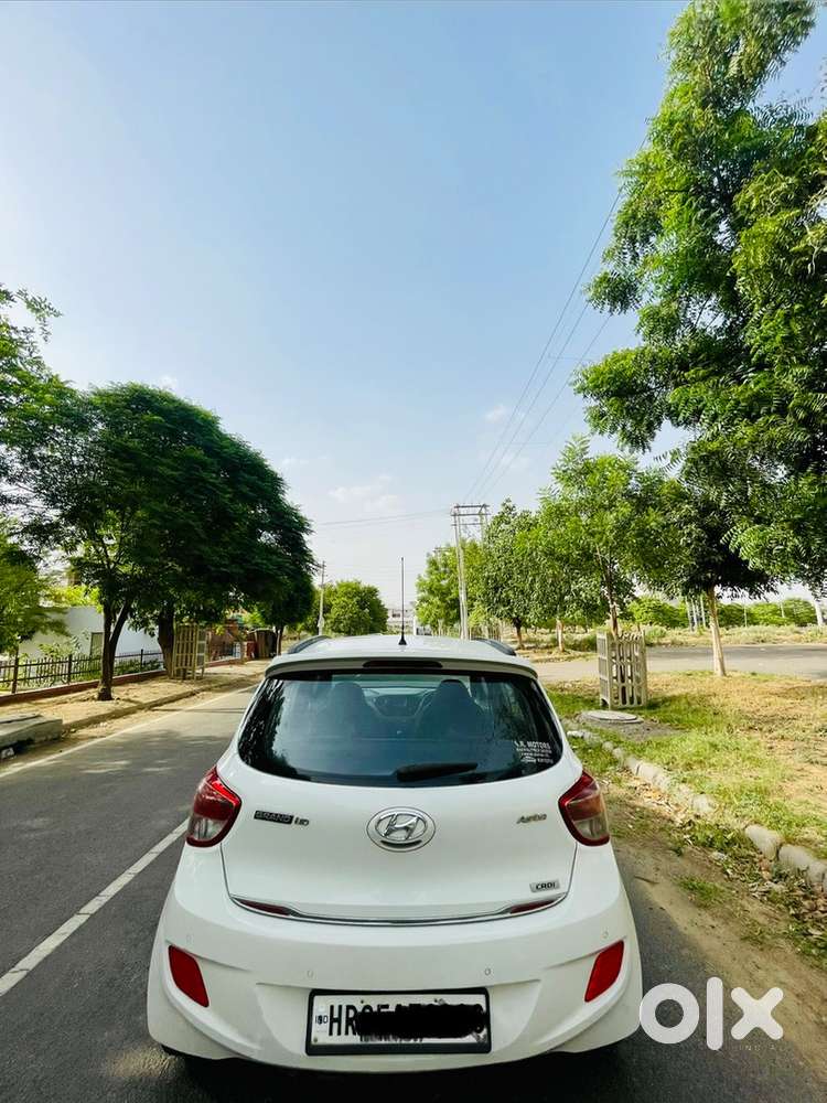 Hyundai Grand I10 Asta Push Button Start 1st Owner Diesel Car 2016