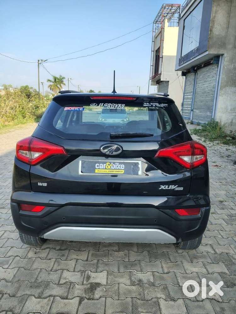 Mahindra Xuv300 W8, 2022, Petrol