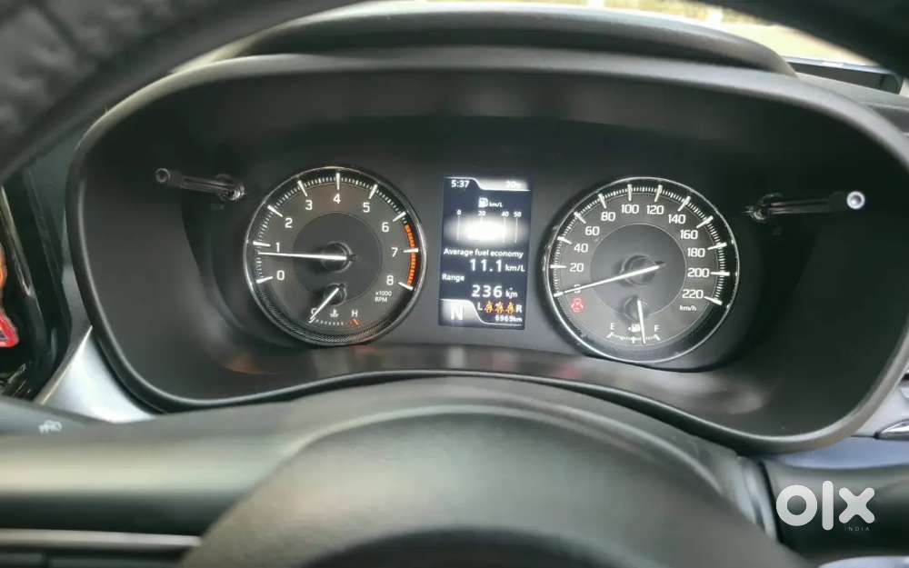 Maruti Suzuki Baleno 2025 Petrol 6950 Km Driven