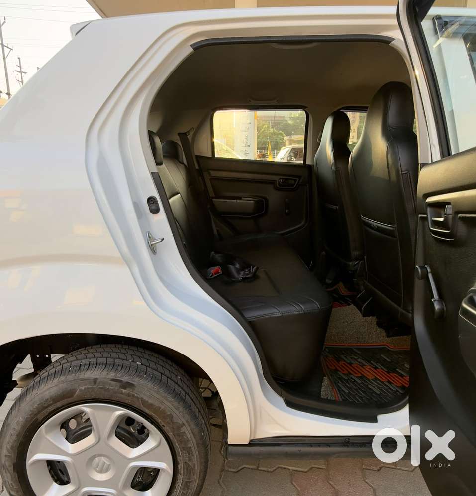 Maruti Suzuki S-presso Vxi Opt, 2023, Petrol