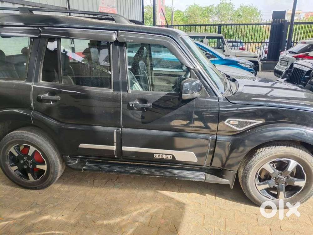 Mahindra Scorpio Classic 2.2 S 11 Mt 7 Cc, 2023, Diesel