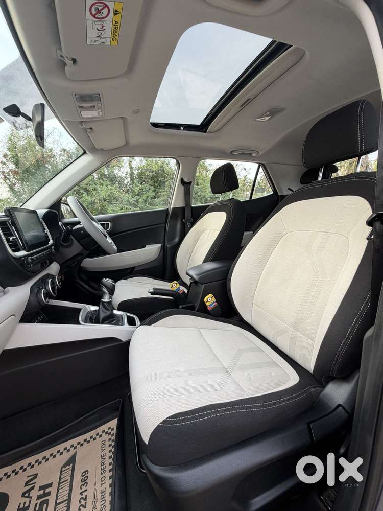 Hyundai Venue Sx Mt, 2023, Diesel