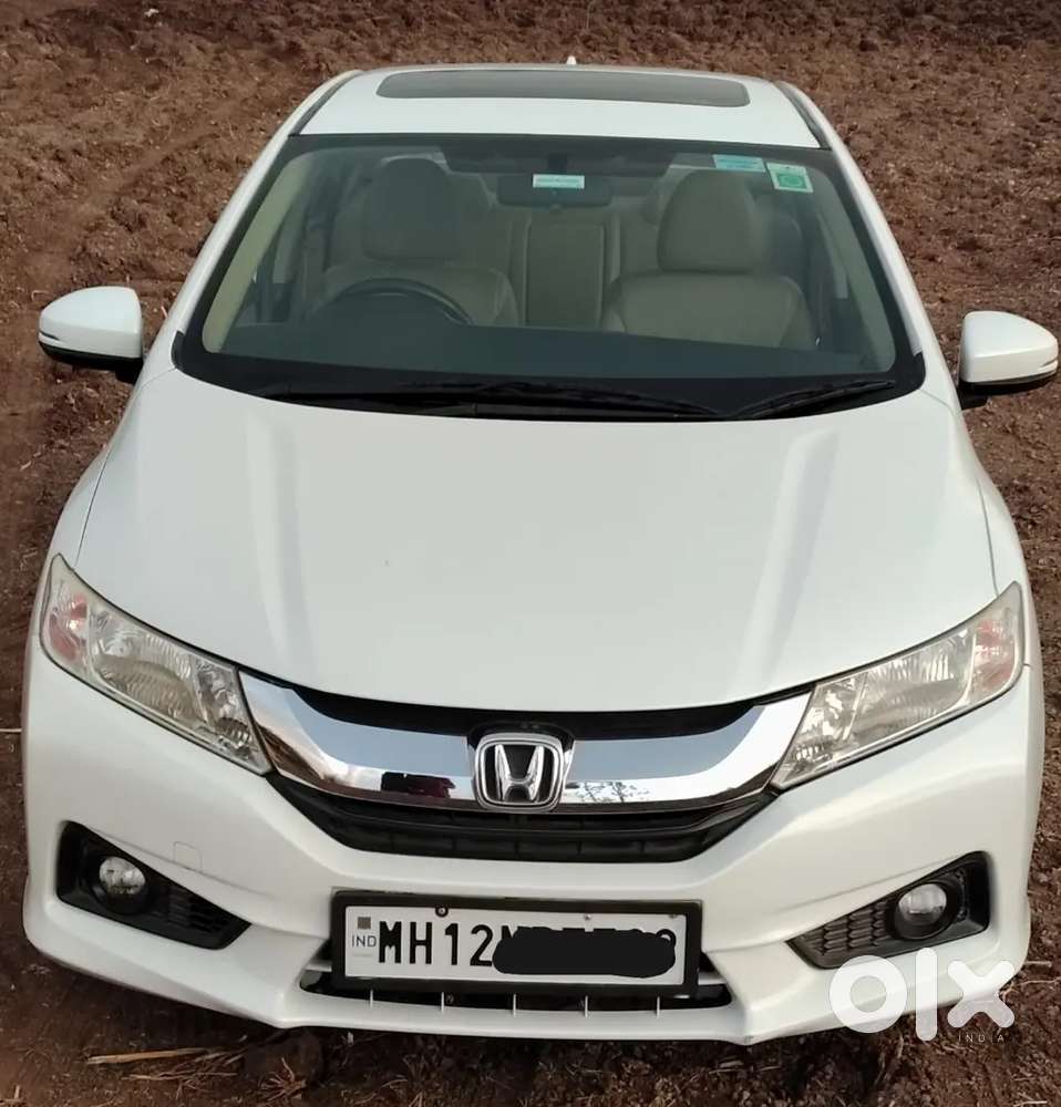 Showroom Condition 
Sunroof, Push Button Start
All New Tyers & Battery