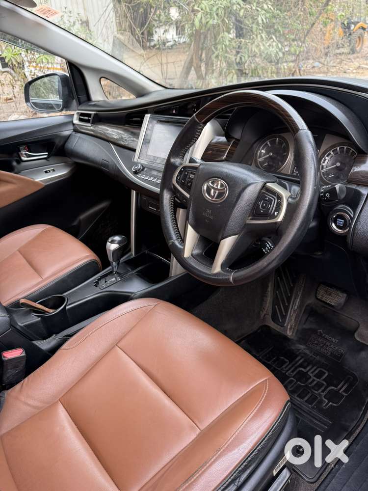 Toyota Innova Crysta 2.8 Zx At, 2017, Diesel