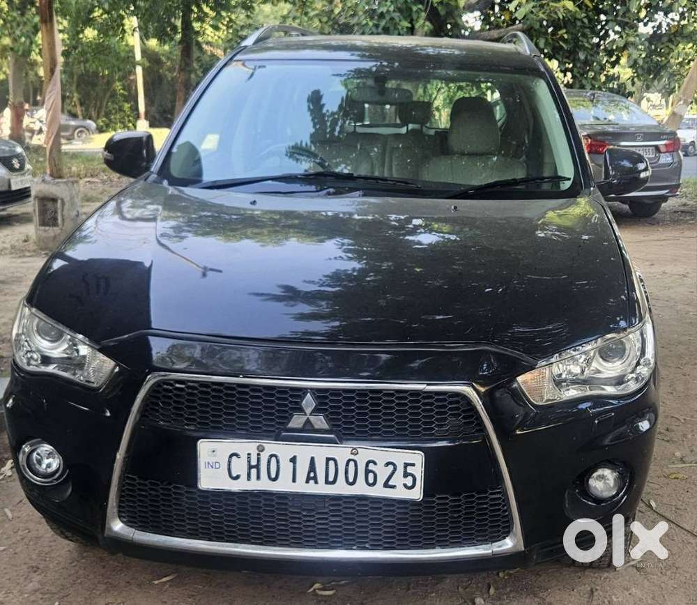 Mitsubishi Outlander 2.4 Cvt, 2010, Petrol
