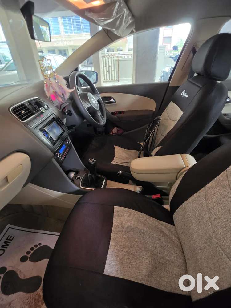 Volkswagen Vento 2012 1.6 Highline Manual