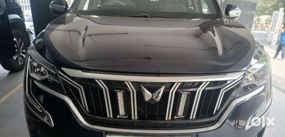 Mahindra Xuv700 Petrol 2022 Only Customers To Call