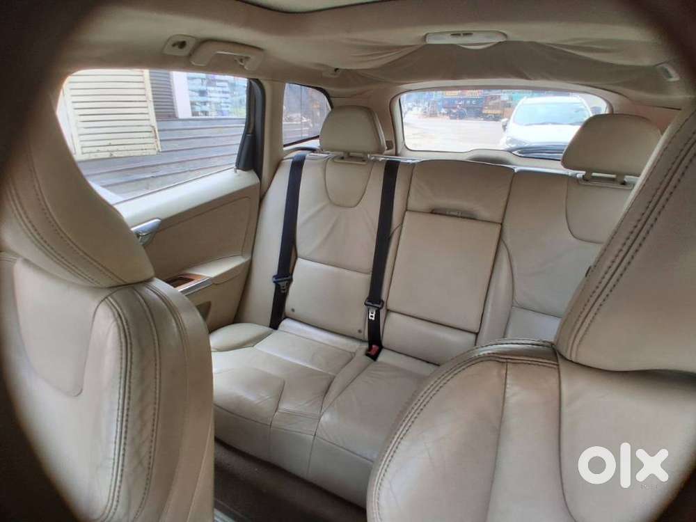 Volvo Xc60 D5 Awd Automatic, 2014, Diesel