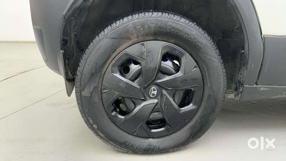 Tata Punch 1.2 Revotron Adventure Rhythm Pack Mt, 2024, Petrol
