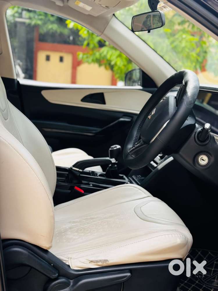 Mahindra Xuv700 2.2 Ax 5 Diesel Mt Str, 2022, Diesel