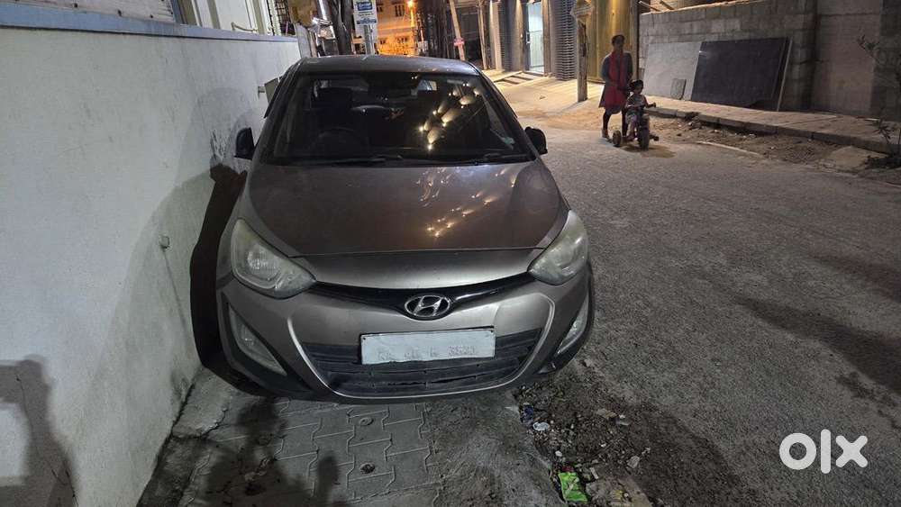 Hyundai Petrol Car 2012