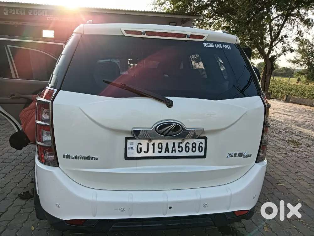 Mahindra Xuv500 2012