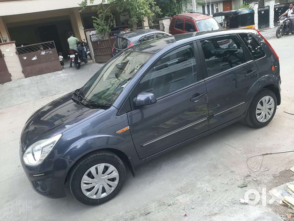 Ford Figo Petrol Zxi, 2013, Petrol