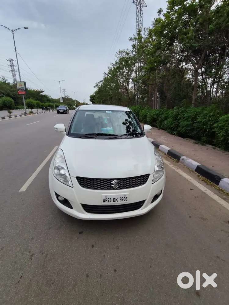 Neat Condition Car  New Tyres  Low Running  ₹2.05 Lakh