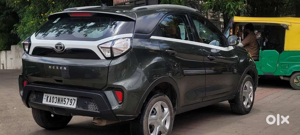 Tata Nexon 1.2 Revotron Xm (s), 2020, Petrol