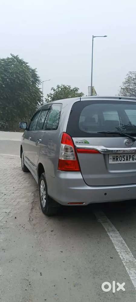 Toyota Innova 2015 Diesel Well Maintained