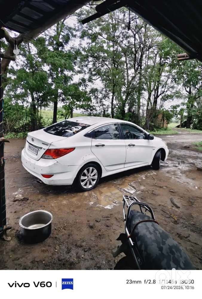 Hyundai Verna 1.6 Sx 2011