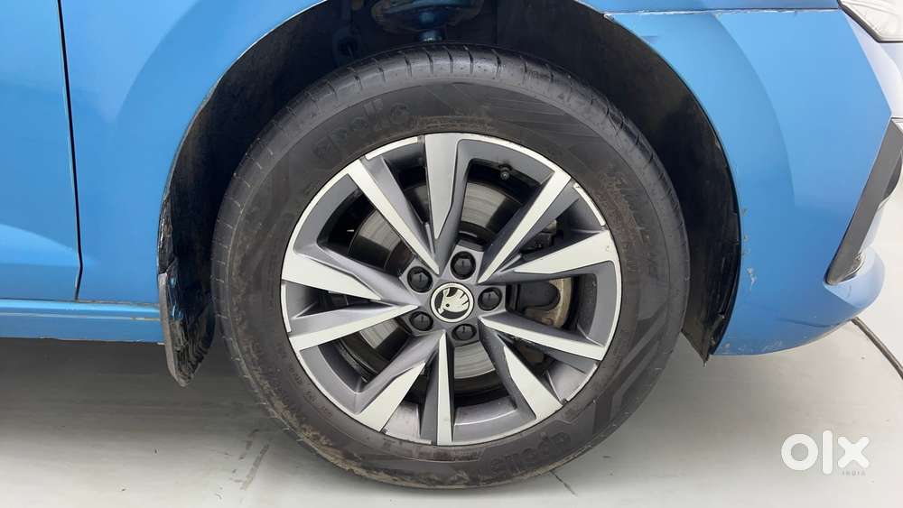 Skoda Slavia Style 1.5l Tsi Dsg, 2022, Petrol
