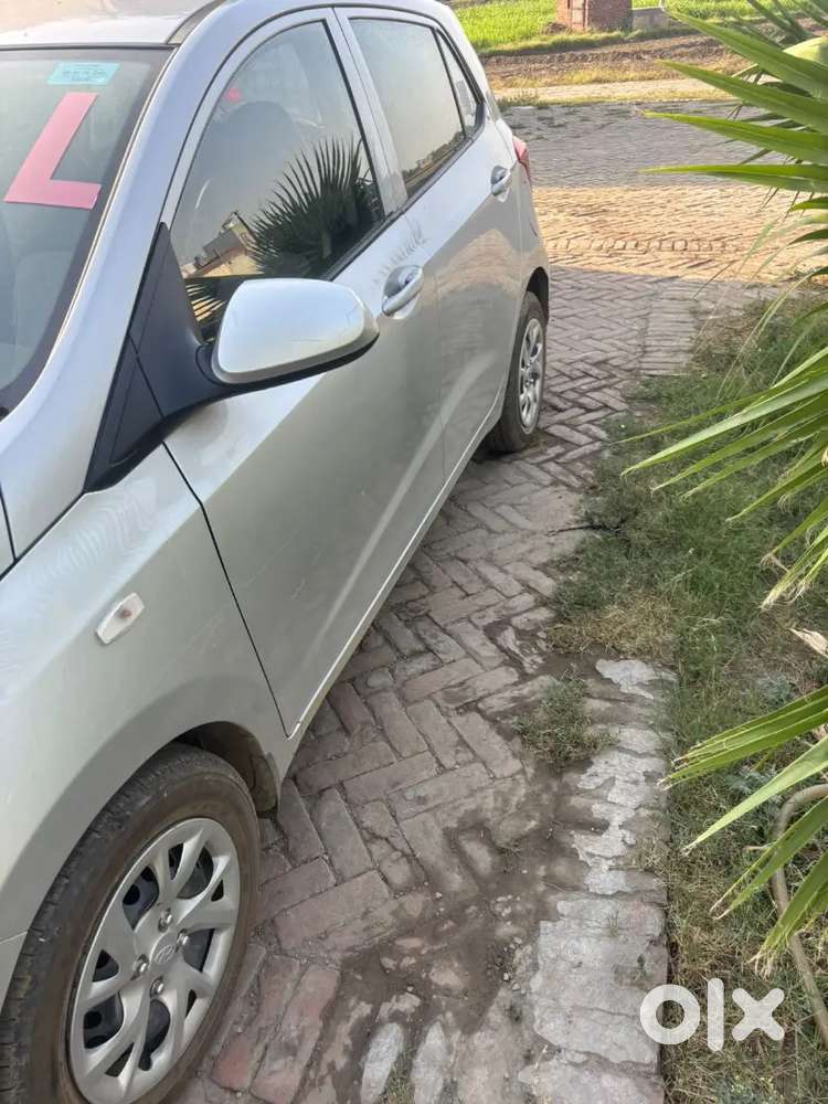 Grand I10 Auto