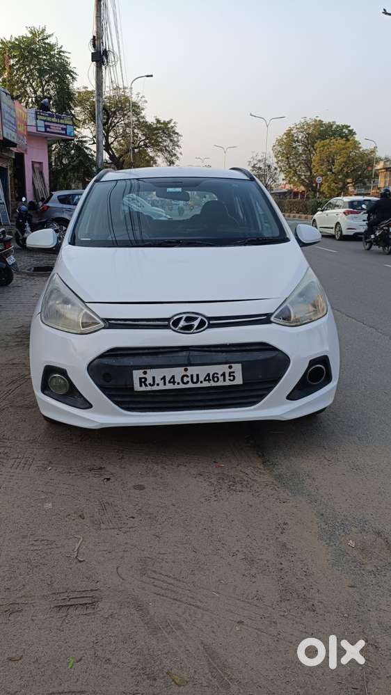 Hyundai Grand I10 2013-2016 Sportz, 2014, Diesel