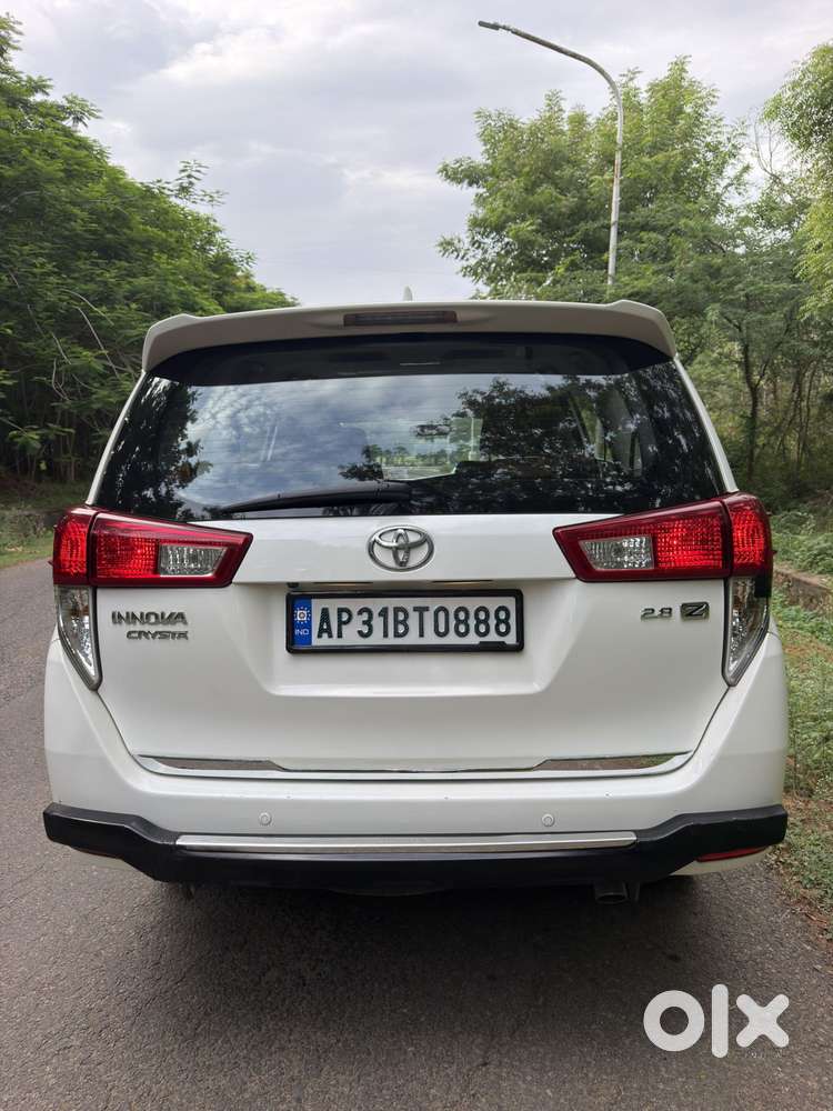 Toyota Innova Crysta 2.8 Zx At, 2016, Diesel