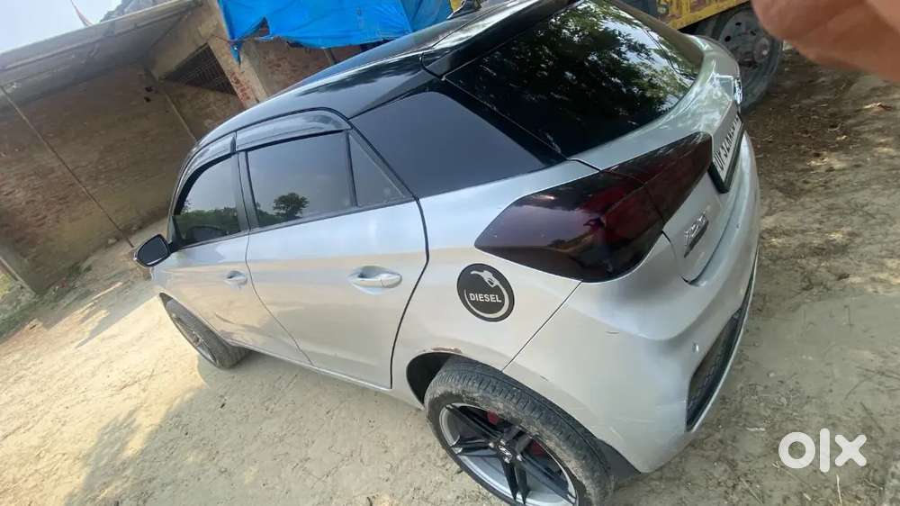 Hyundai I20 2018 Diesel 105600 Km Driven