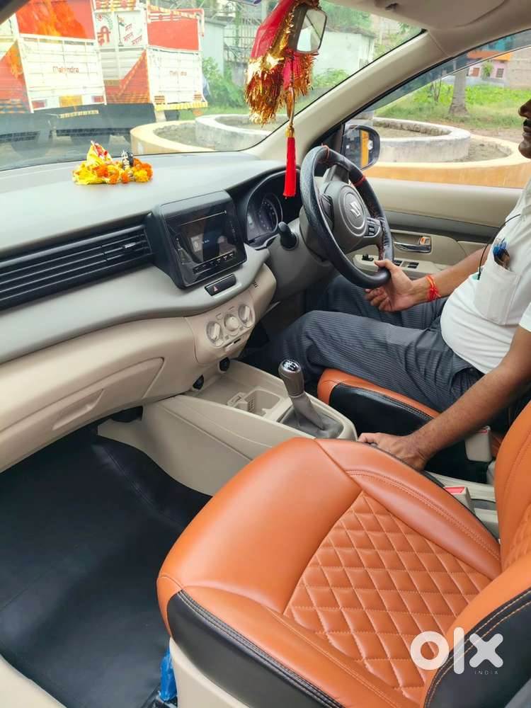 Maruti Ertiga Vxi 2025