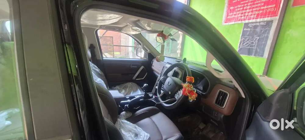 Dusri Car Lena Hai