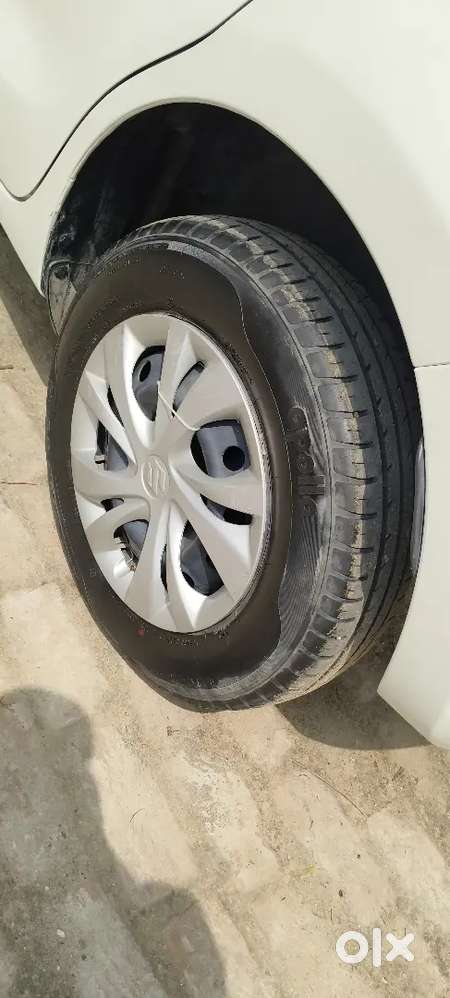 Maruti Suzuki Swift 2022 Petrol Manual Second