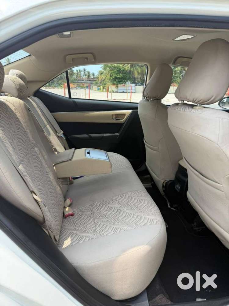 Toyota Corolla Altis 2013-2017 G At, 2017, Petrol