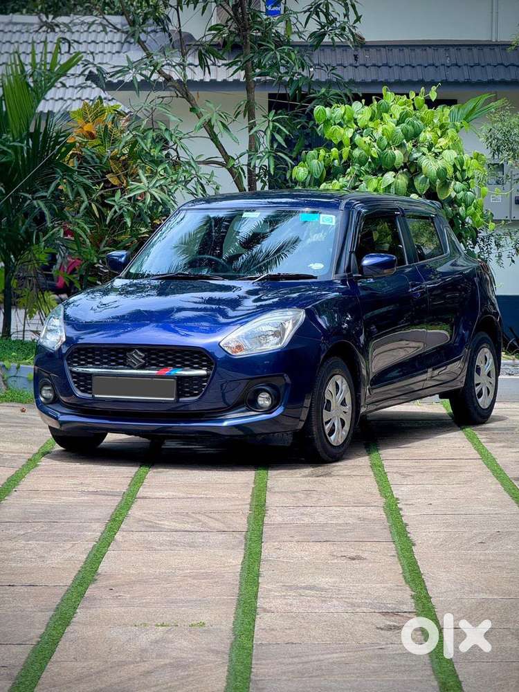 Maruti Suzuki Swift Vxi + Manual, 2023, Petrol