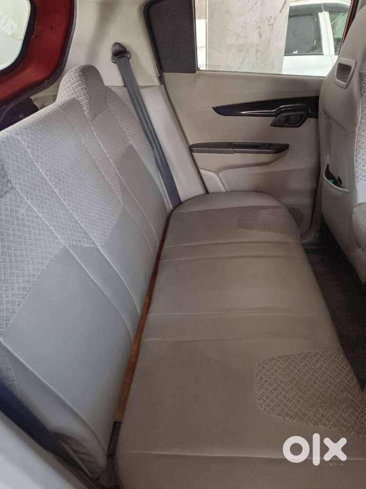 Mahindra Kuv 100 2018 Petrol Good Condition